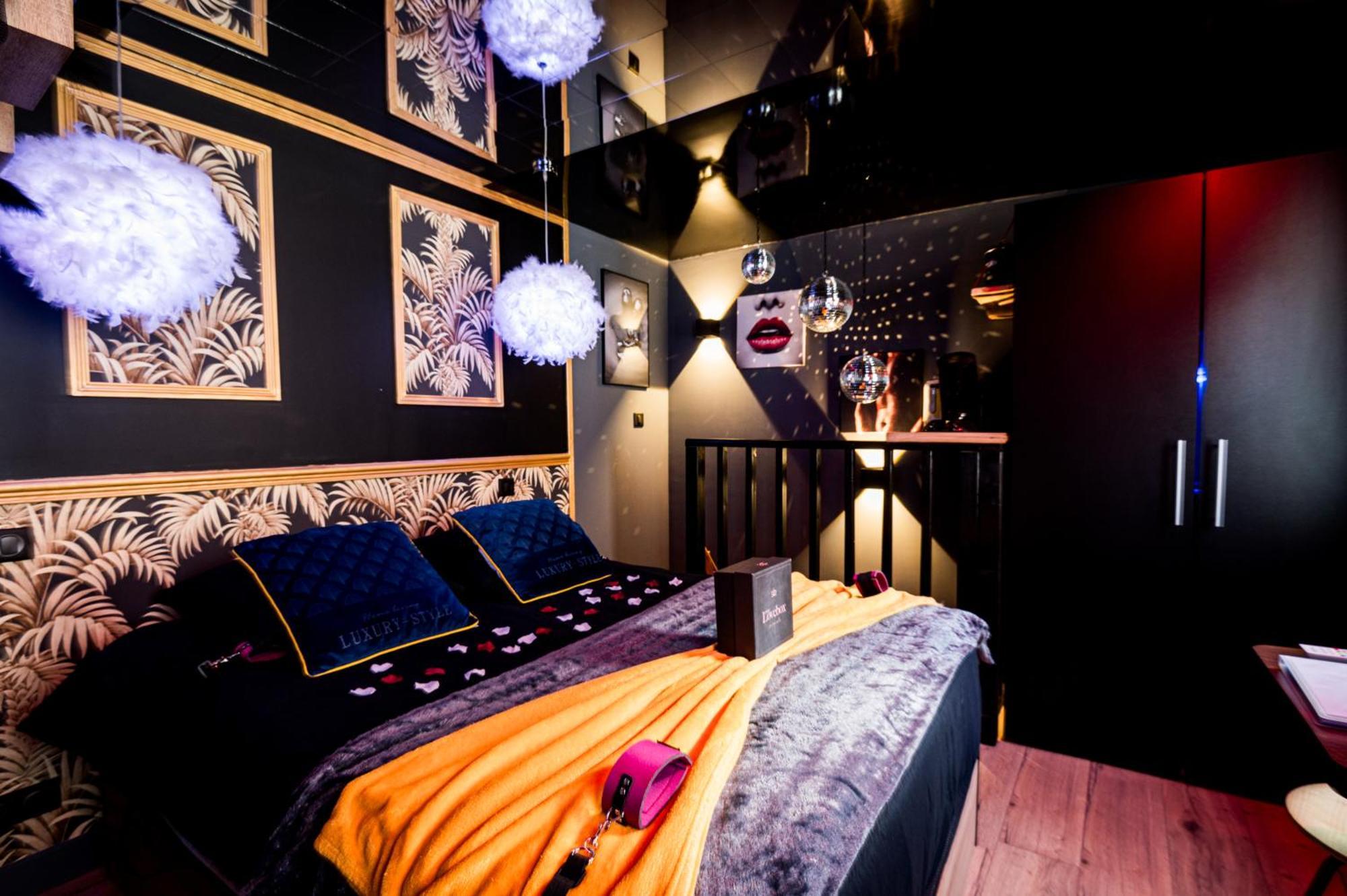 Loveroom Sauna, Balneo, Parking Prive Dans Le Centre De Honfleur Rom bilde